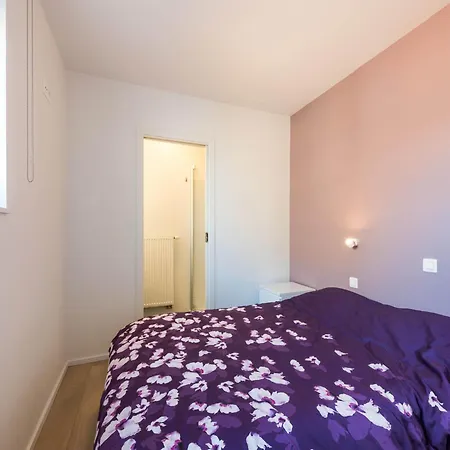 La Digue 302 Located Directly On The * Koksijde